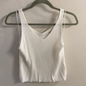 —M/L off white ee:some crop tank top